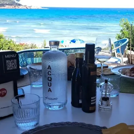 Fronte Mare Villa *