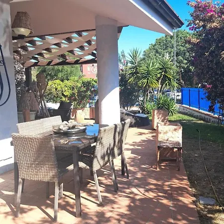 Fronte Mare Villa