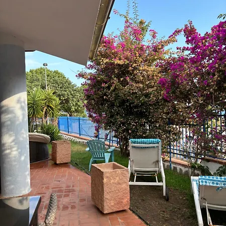 Fronte Mare Villa