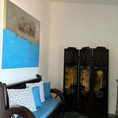 Fronte Mare Villa *